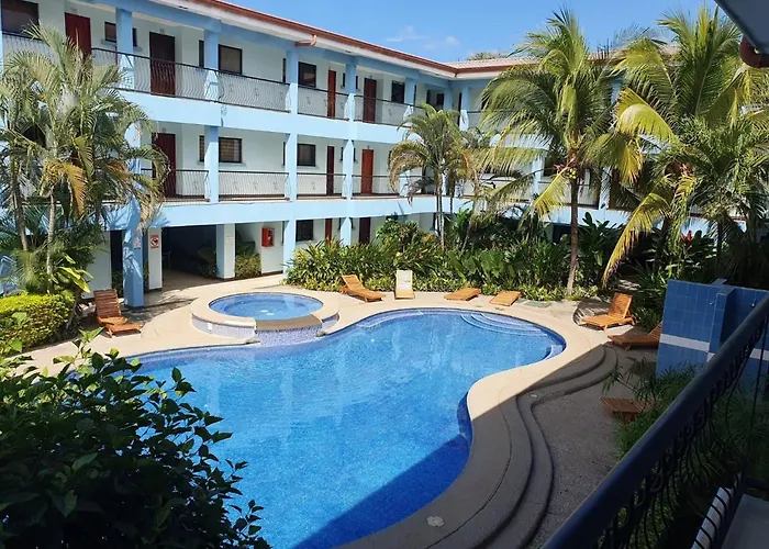 Marina Loft 218 *
